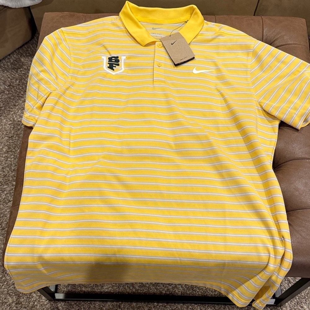 San Francisco dry fit polo size XL